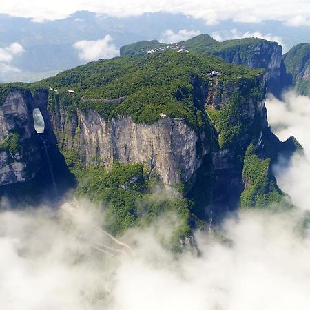 Zhangjiajie Borui Hotel - Tianmen Mountain Exterior photo